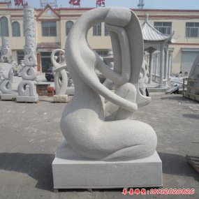 抽象女石雕