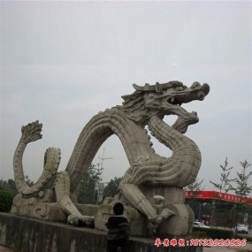 抽象龍石雕