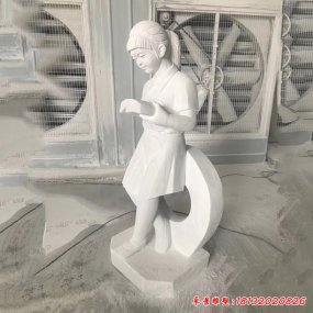 少兒讀書雕塑