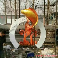 城市雕塑鯉魚