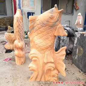 魚(yú)噴水雕塑