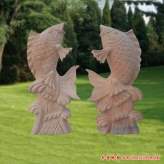 魚(yú)的抽象雕塑