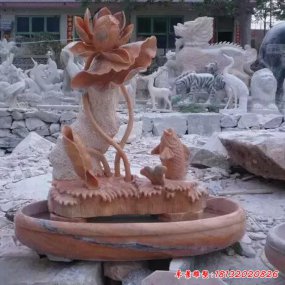 荷花魚(yú)雕塑