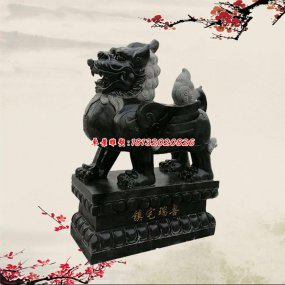 門口石貔貅
