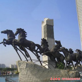 萬馬奔騰雕塑