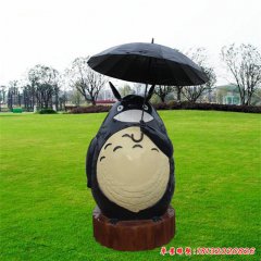 卡通龍貓雕塑