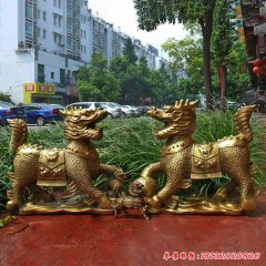 鍛銅麒麟雕塑