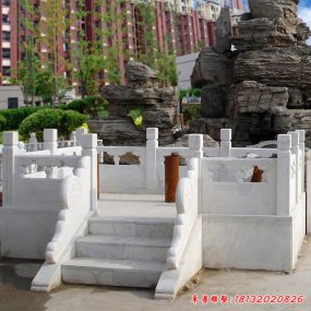升旗臺圍欄
