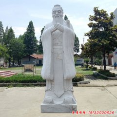 校園雕塑人物